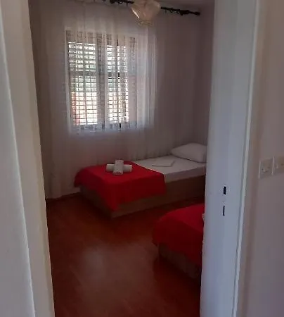Apartment Apartman A4 *
